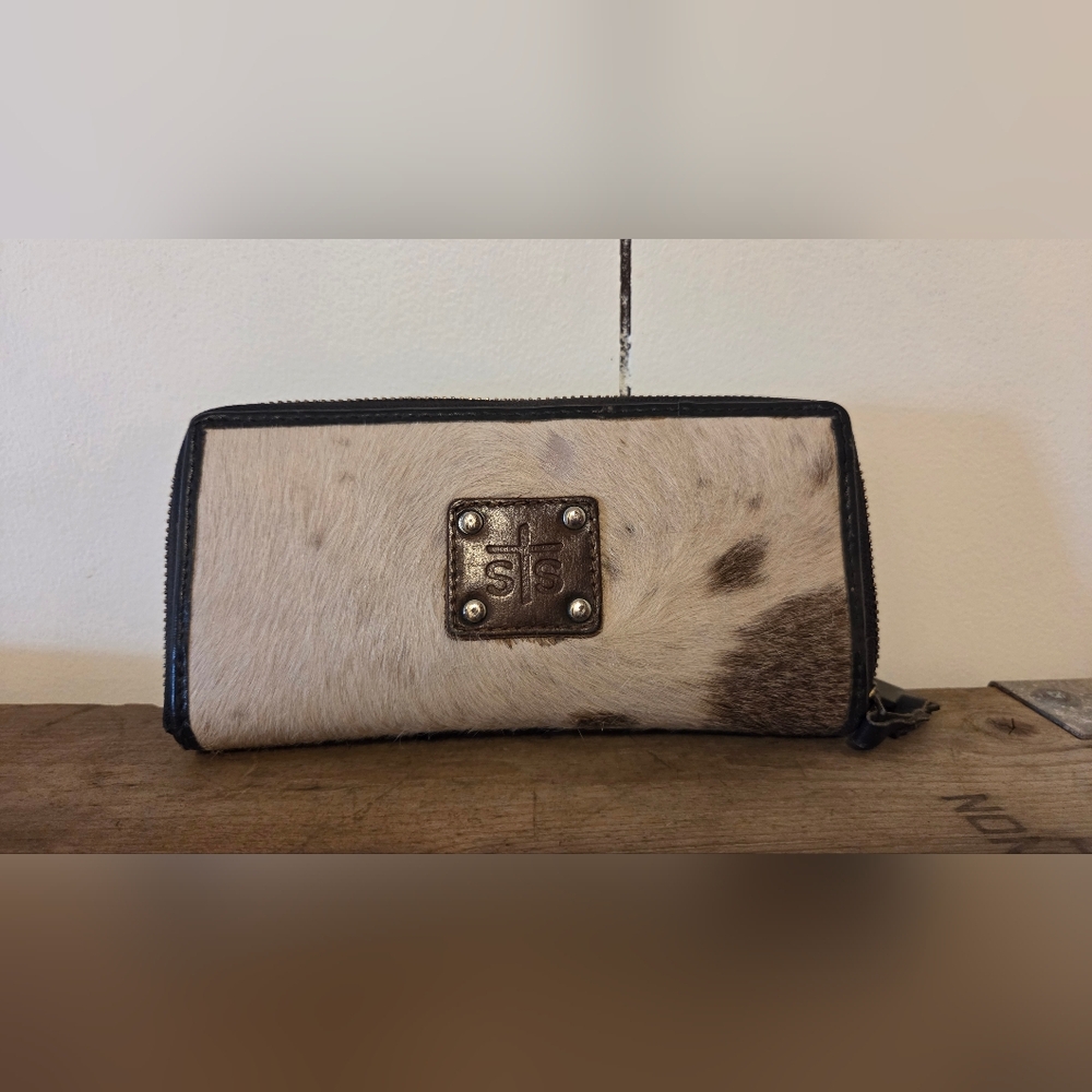 STS Ranchwear Western Cowhide Zip Wallet - Brown/White